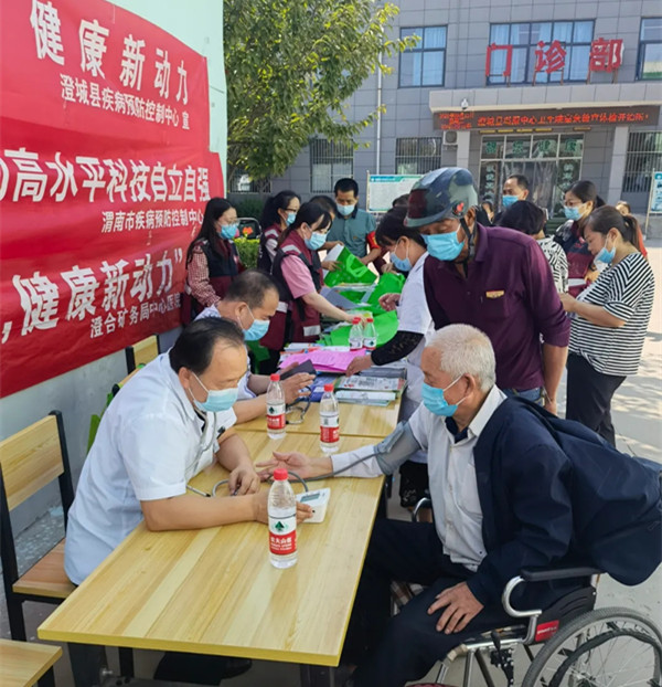 XC120703_1.jpg